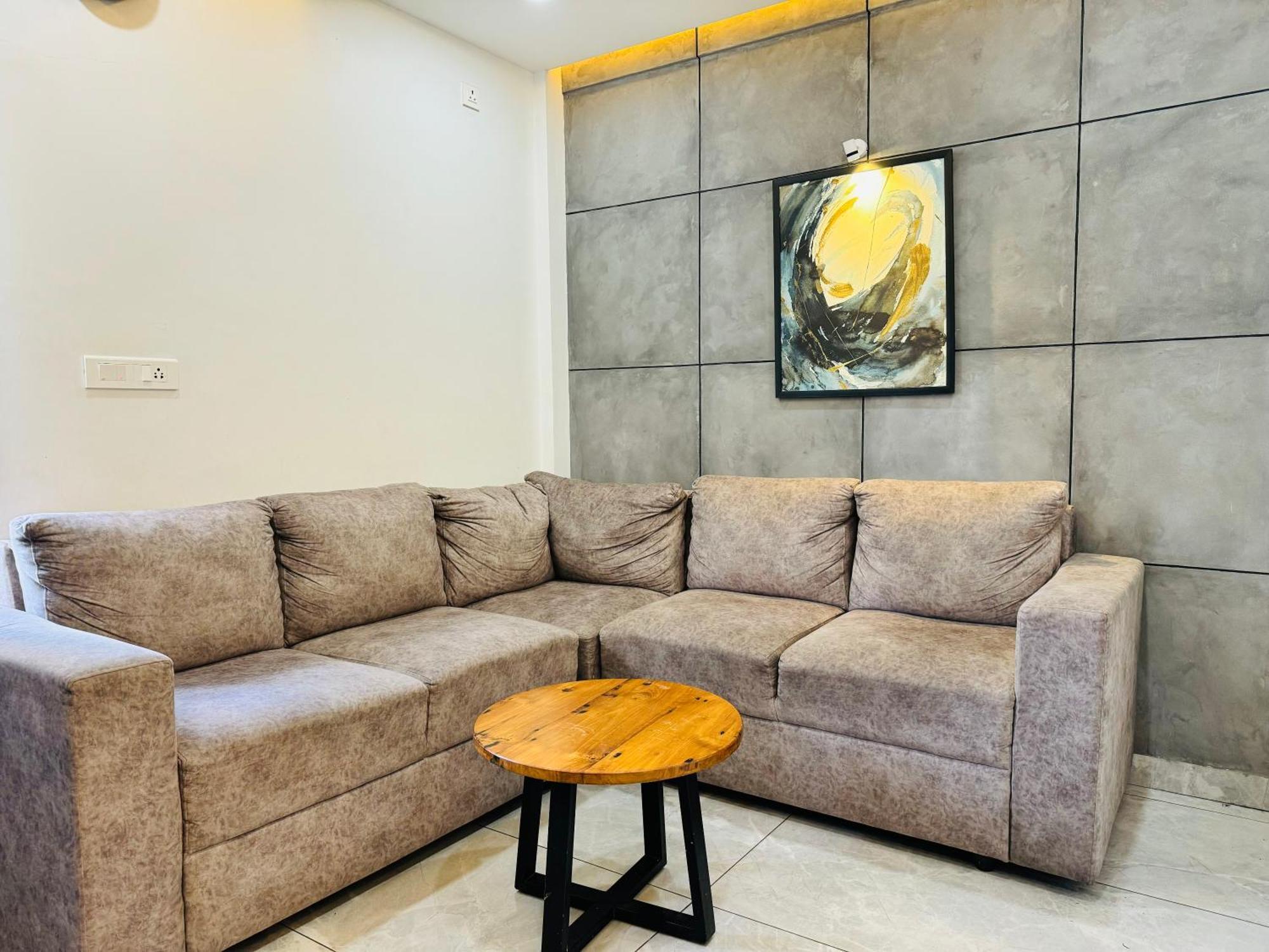 Luxurious 3bhk Grandeur Apartment Thiruvananthapuram