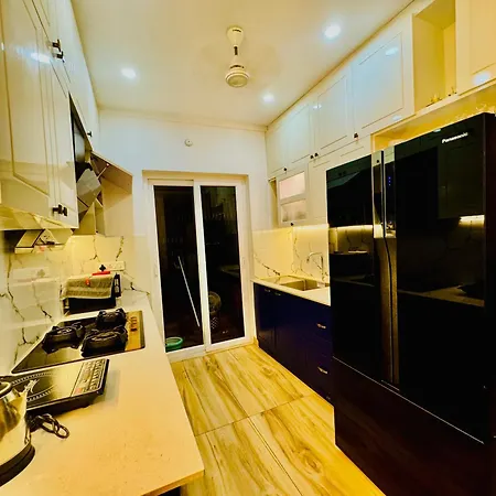 Luxurious 3Bhk Grandeur Apartment Thiruvananthapuram Exterior photo